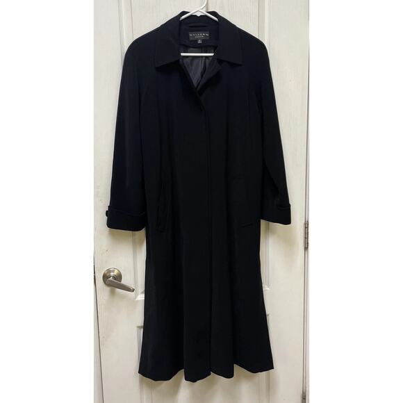 Womans Long Winter Coat Gallery Petite Black Lined Hidden Button Front Size 4P - Picture 1 of 15